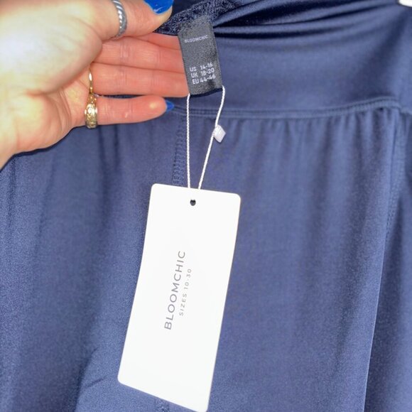 NWT BloomChic Wide-Leg Pants - Picture 3 of 5